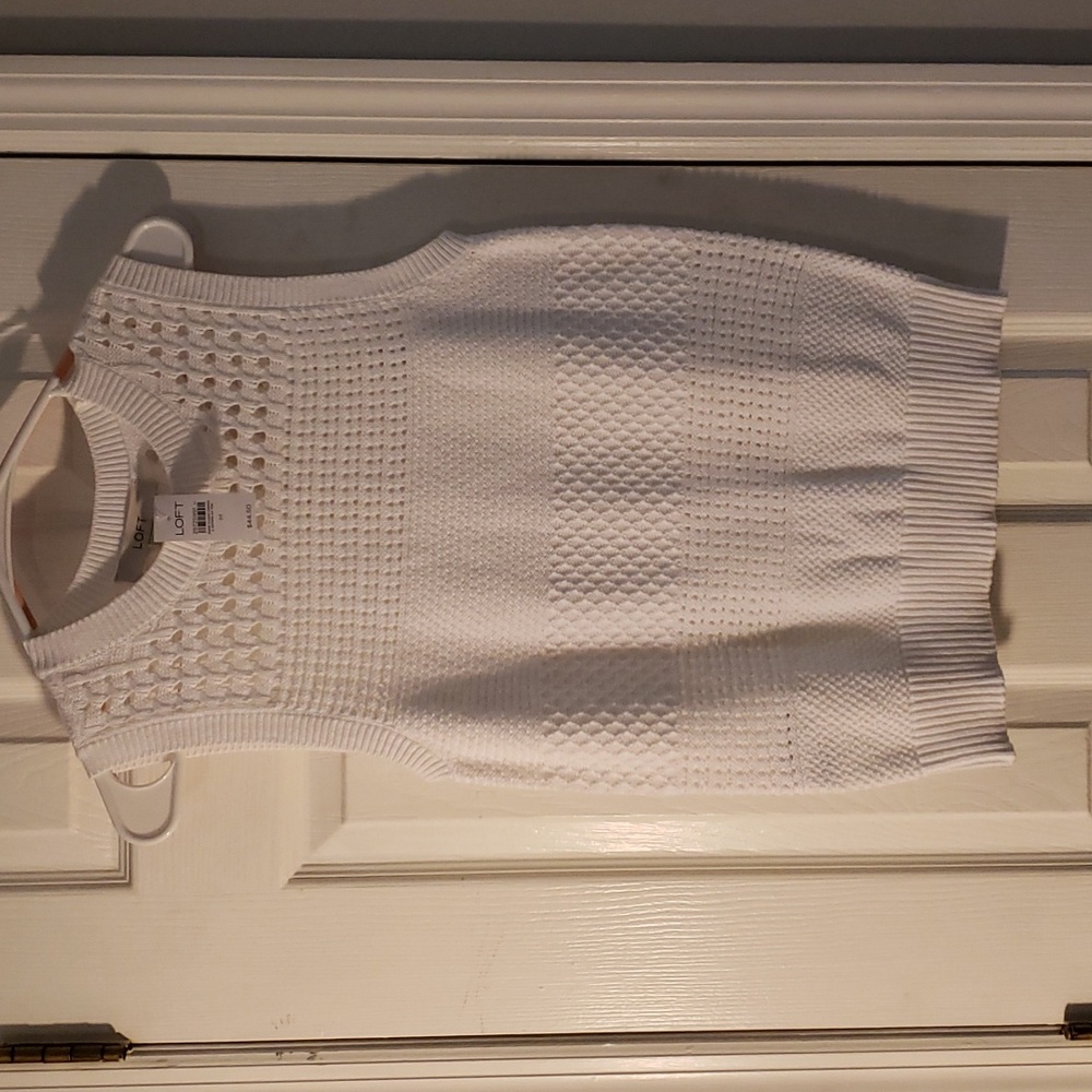 LOFT Women's White Knit Sleeveless Sweater